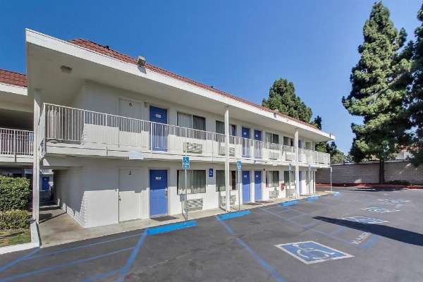 Motel 6-San Jose, CA - South image 27